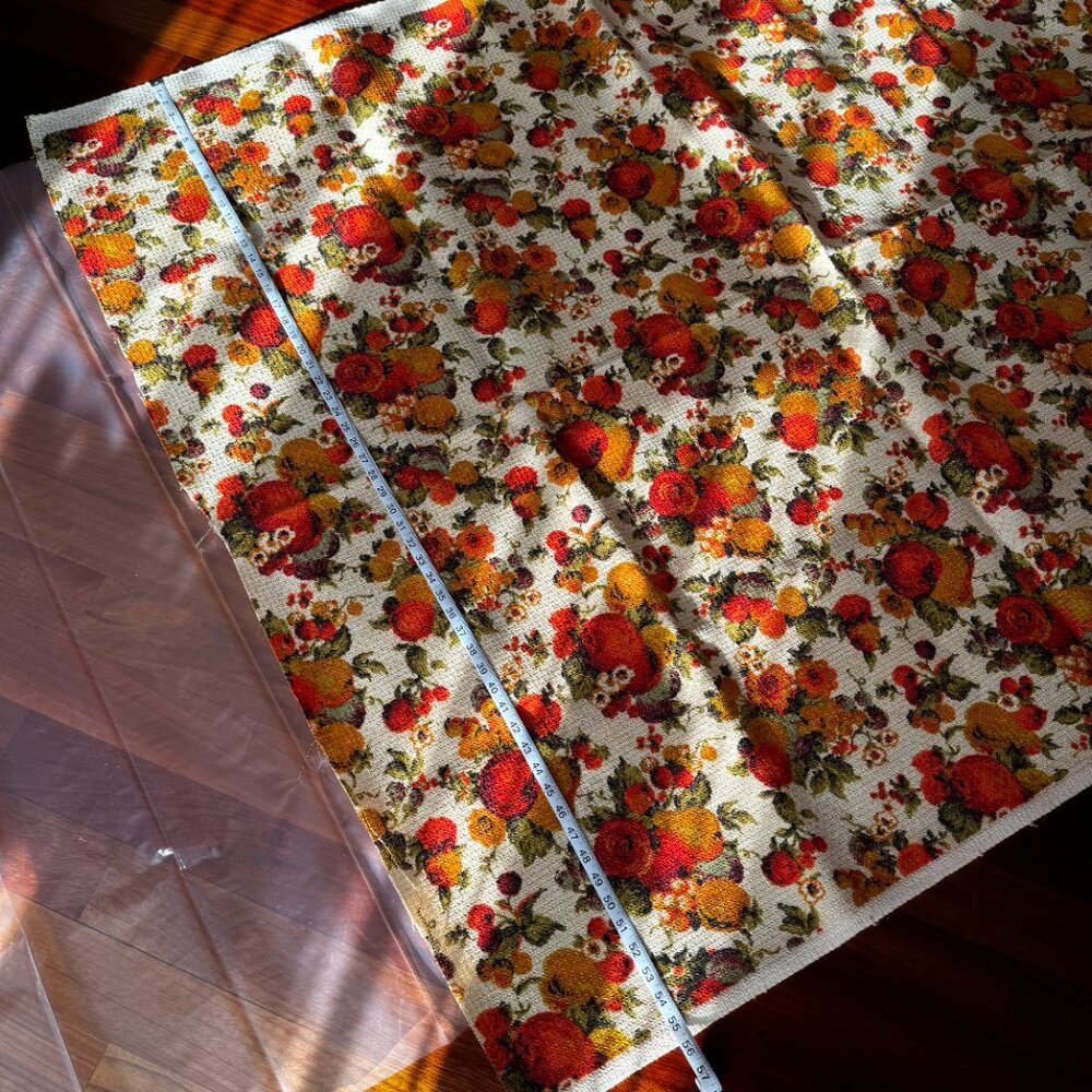 Floral Upholstery Burlap Cut Fabric, MCM Vintage - Picture 8 of 14